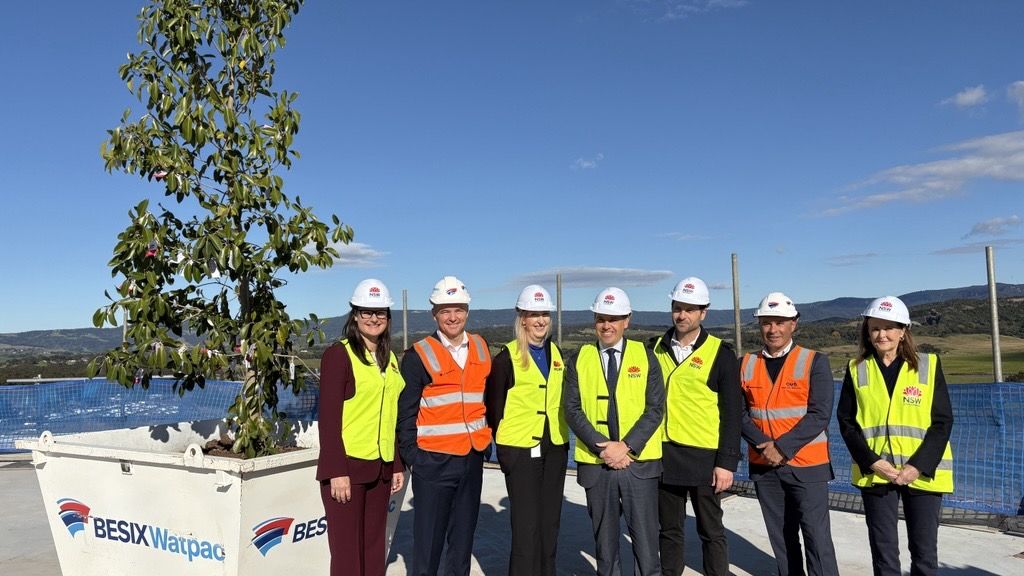 New Shellharbour Hospital reaches highest point