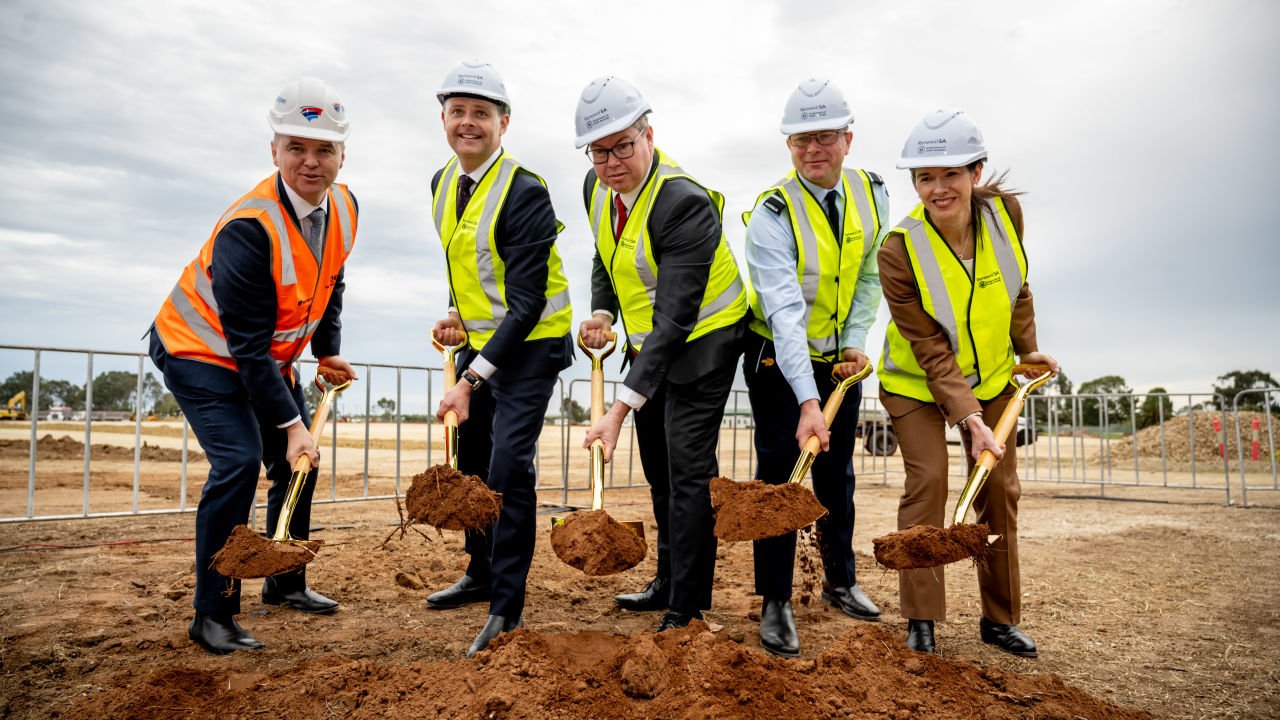 Construction begins on a military aircraft hangar in SA