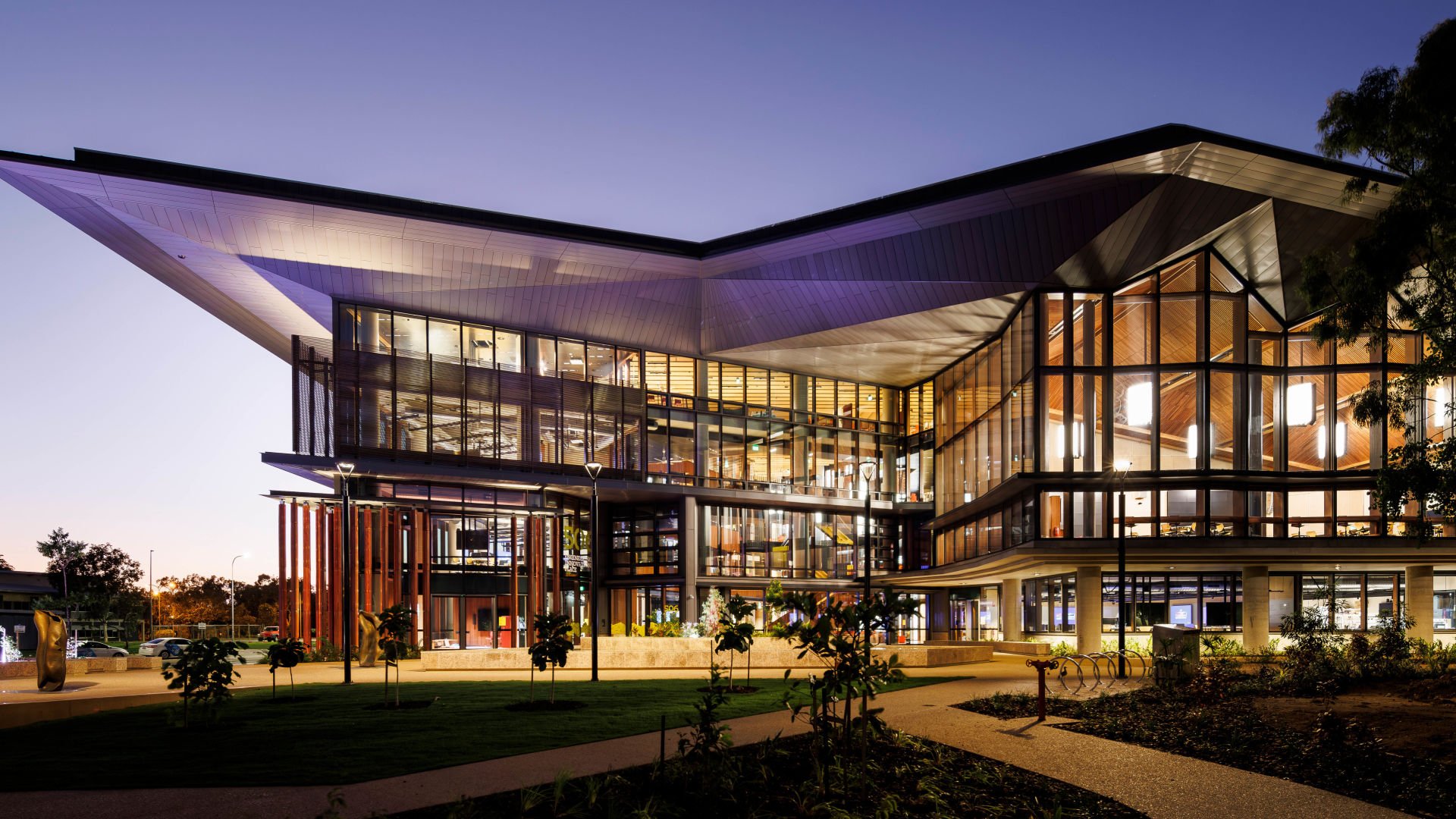 James Cook University Engineering and Innovation Place