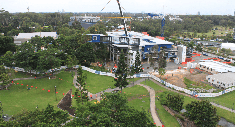 Link bridge in place at new mental health facility - BESIX Watpac